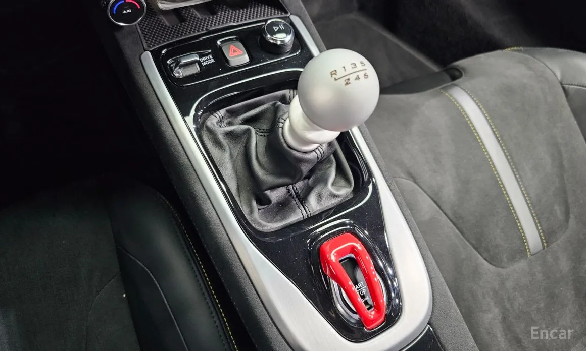 Фото 9 - Lotus Emira