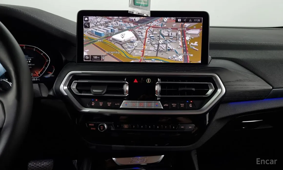 Фото 14 - BMW X4