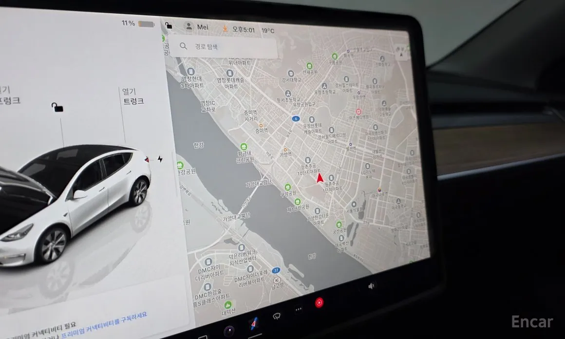 Фото 14 - Tesla Model Y