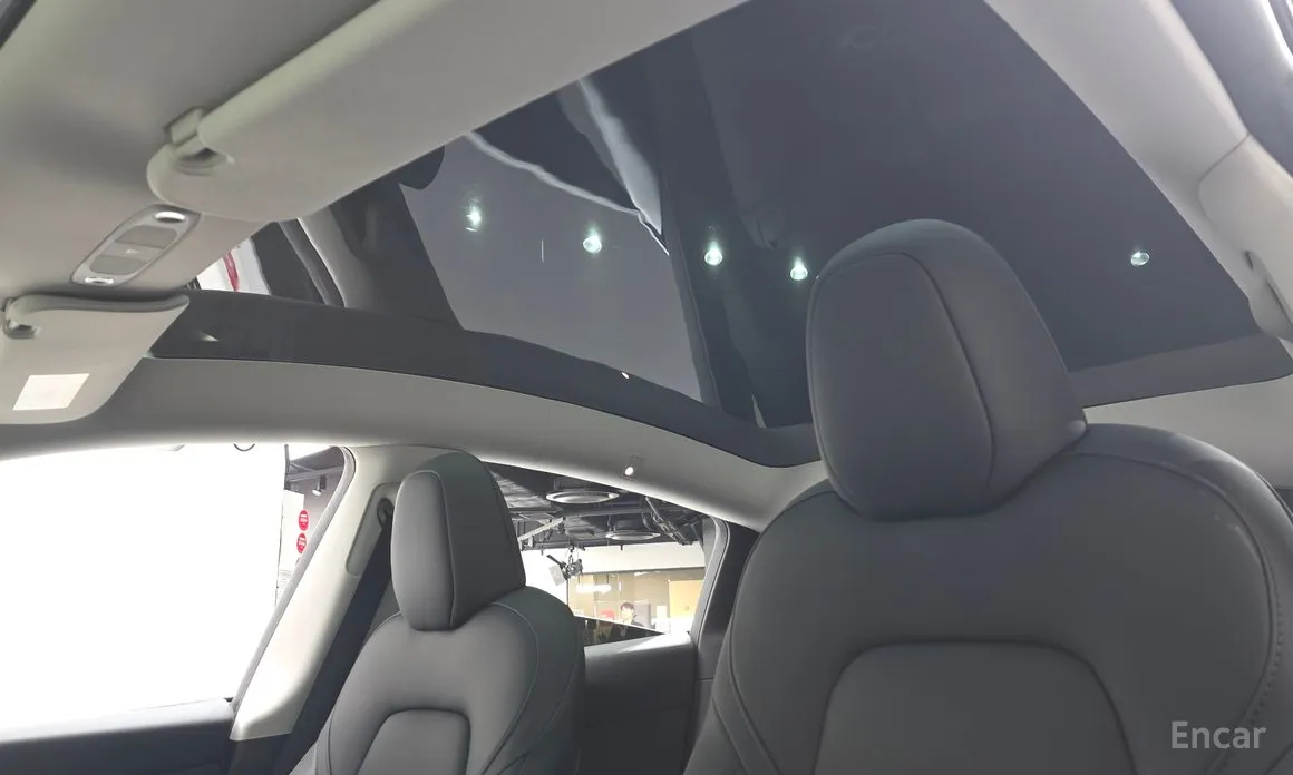 Фото 19 - Tesla Model Y