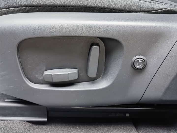 Фото 13 - Land Rover Range Rover Evoque L