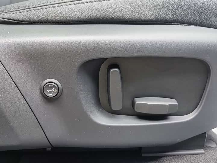 Фото 15 - Land Rover Range Rover Evoque L