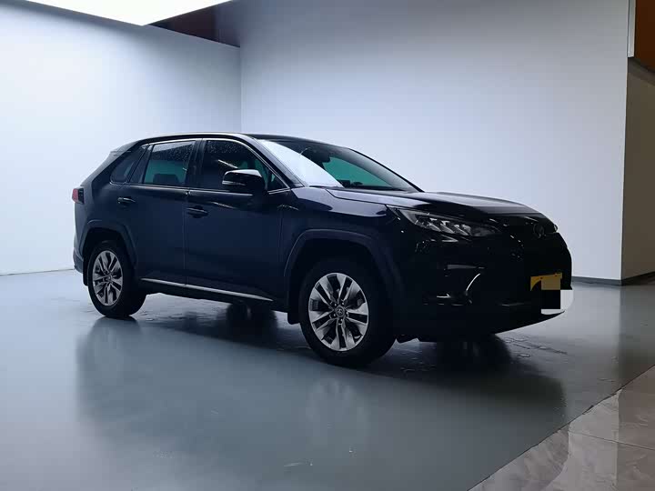 Фото 3 - Toyota Wildlander