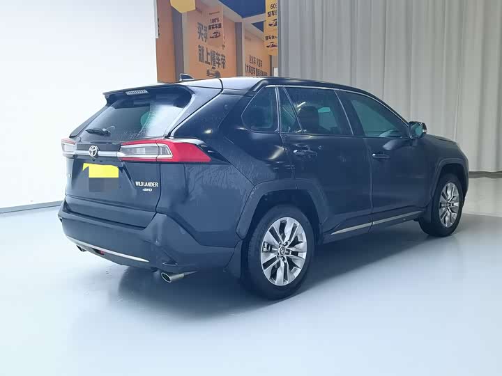 Фото 4 - Toyota Wildlander