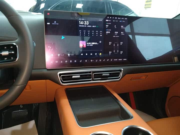 Фото 12 - LiXiang L7