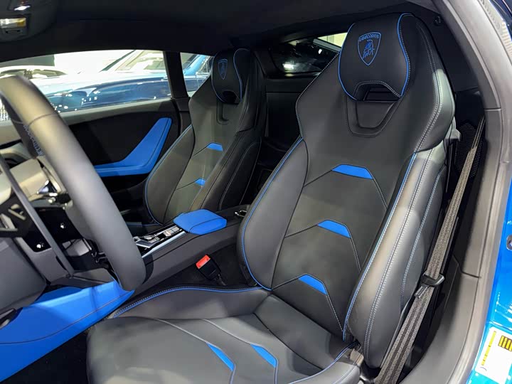 Фото 12 - Lamborghini Huracán