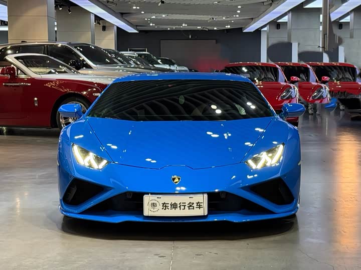 Фото 2 - Lamborghini Huracán