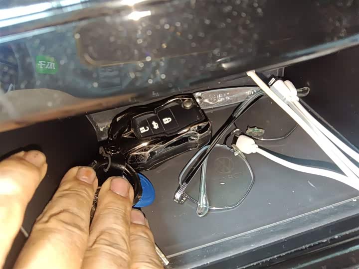 Фото 12 - Volkswagen Tayron GTE Hybrid