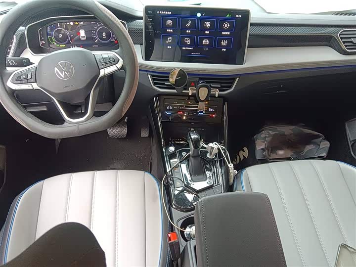 Фото 13 - Volkswagen Tayron GTE Hybrid