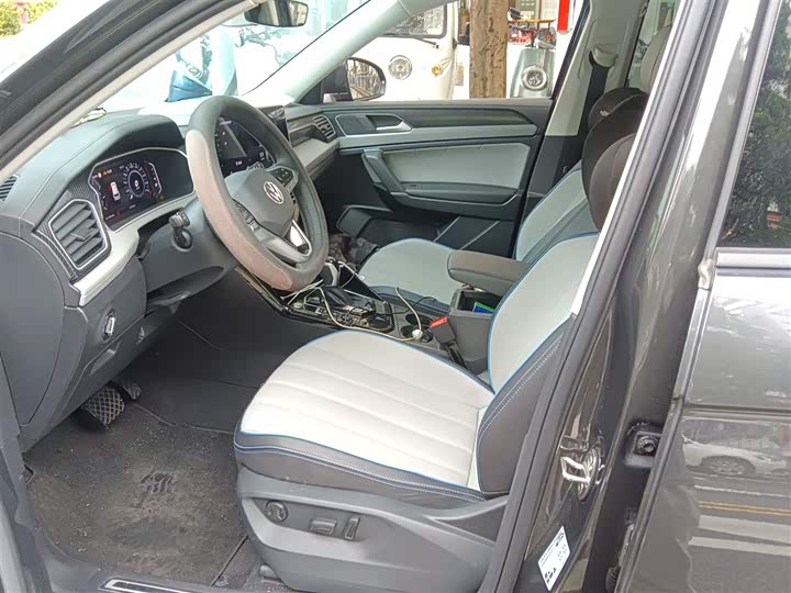 Фото 8 - Volkswagen Tayron GTE Hybrid