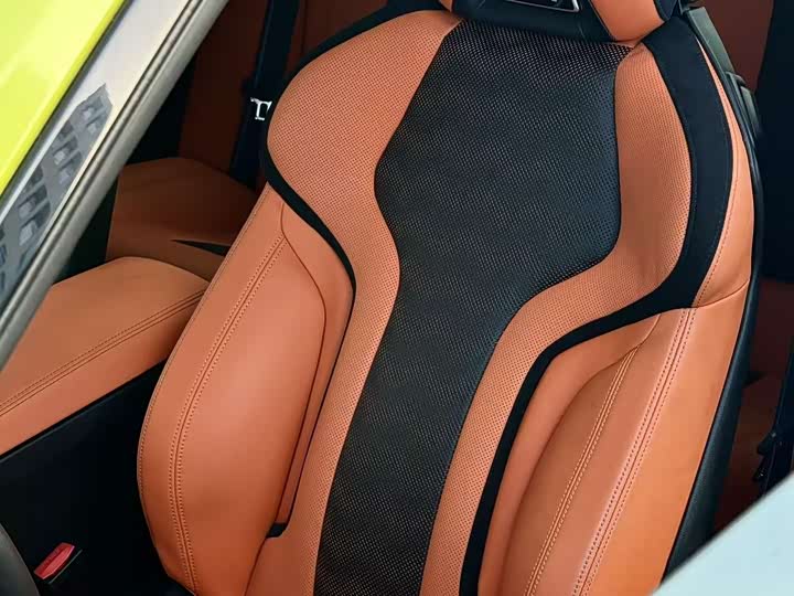 Фото 12 - BMW M4