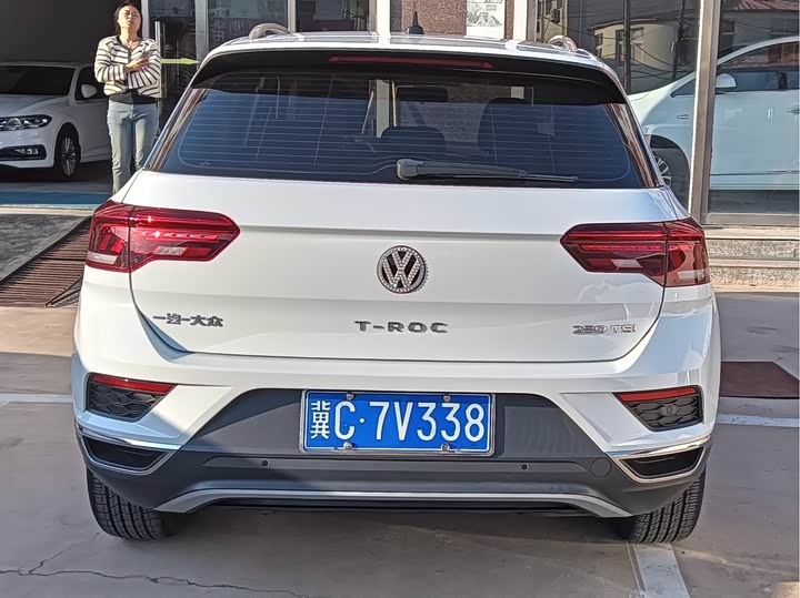 Фото 12 - Volkswagen T-Roc