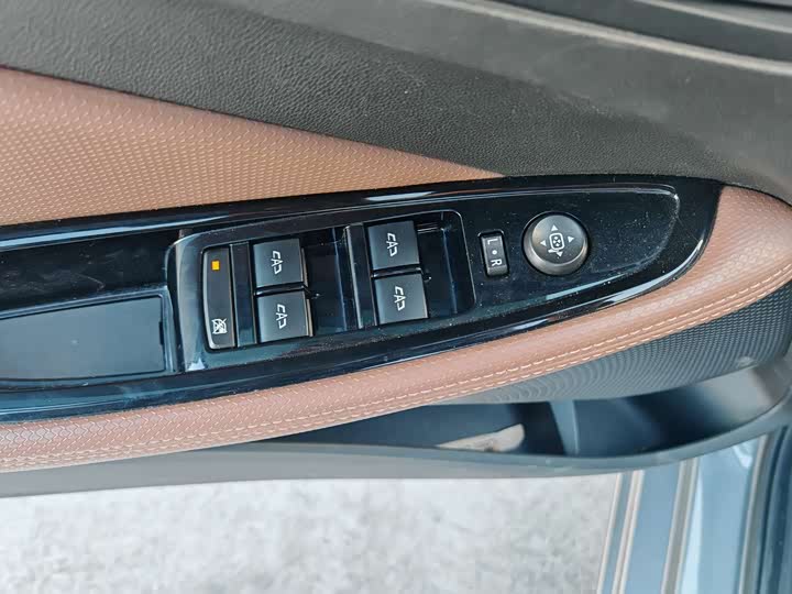 Фото 15 - Buick Verano