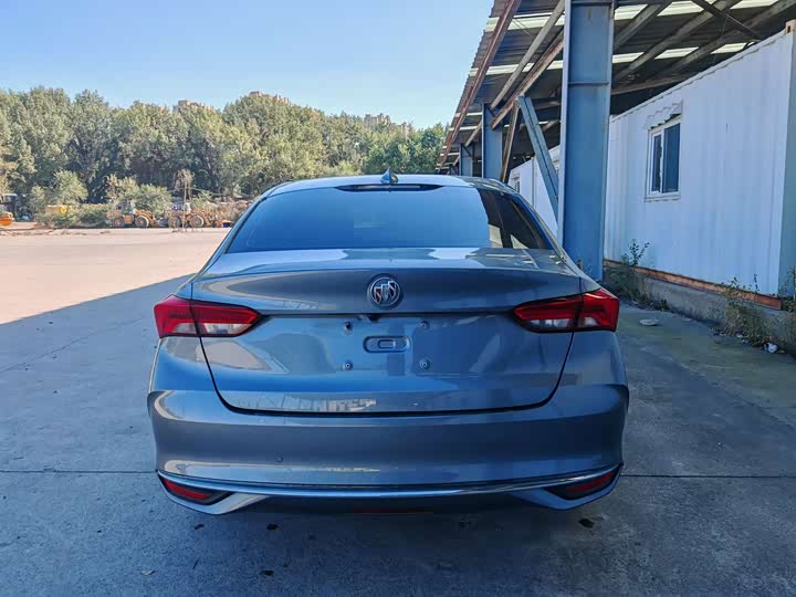 Фото 4 - Buick Verano