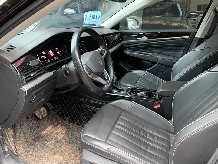 Фото 4 - Volkswagen Passat