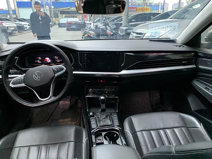 Фото 6 - Volkswagen Passat