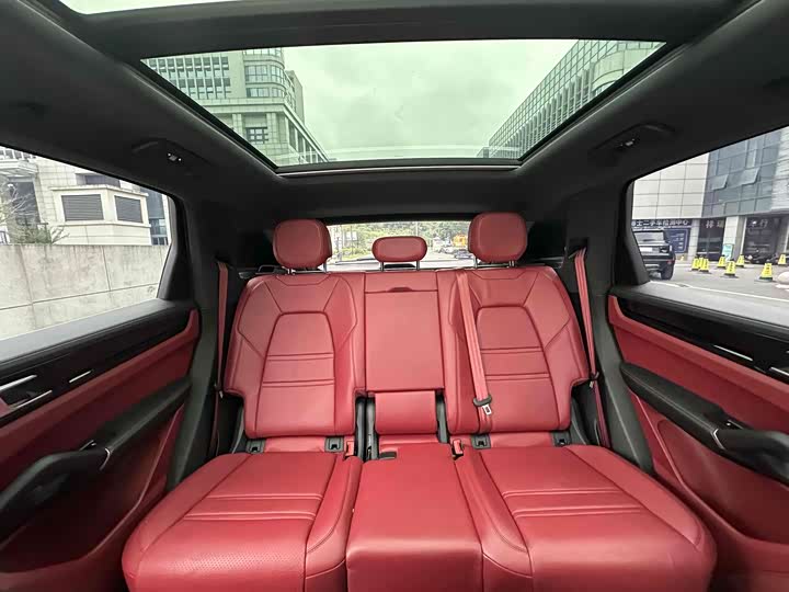 Фото 12 - Porsche Cayenne Hybrid