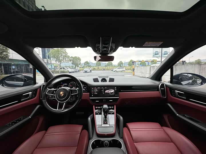 Фото 13 - Porsche Cayenne Hybrid