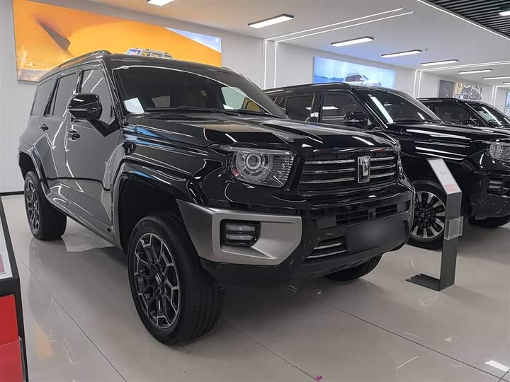 Фото 4 - Tank 700 Hybrid