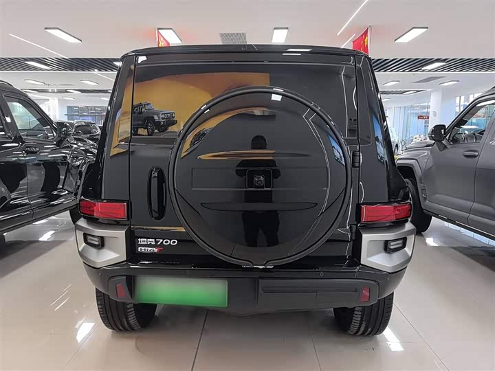 Фото 6 - Tank 700 Hybrid