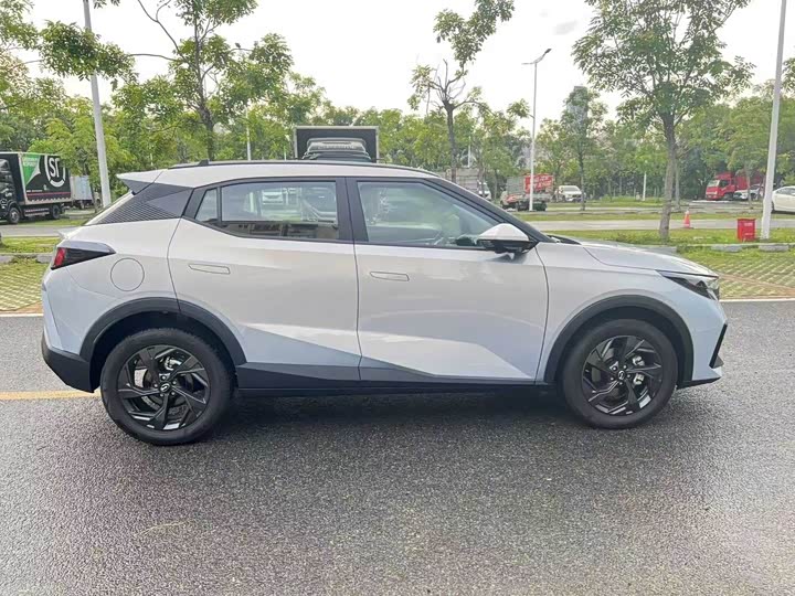 Фото 25 - GAC Trumpchi GS3