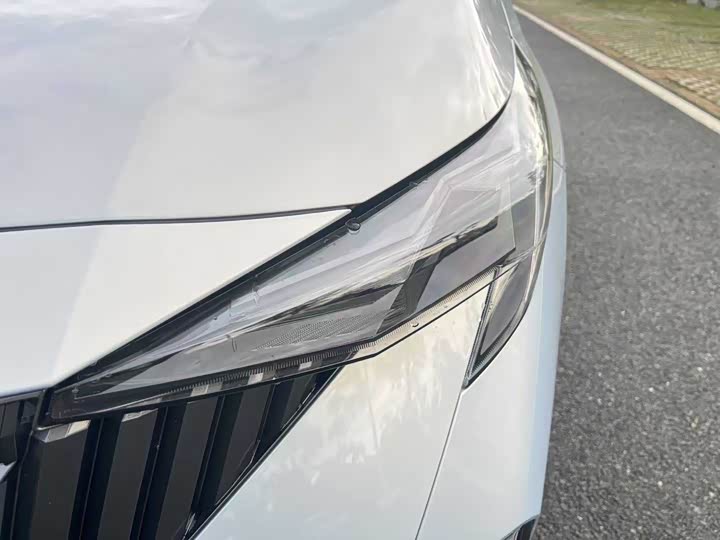 Фото 30 - GAC Trumpchi GS3