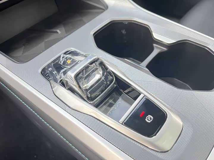 Фото 8 - GAC Trumpchi GS3