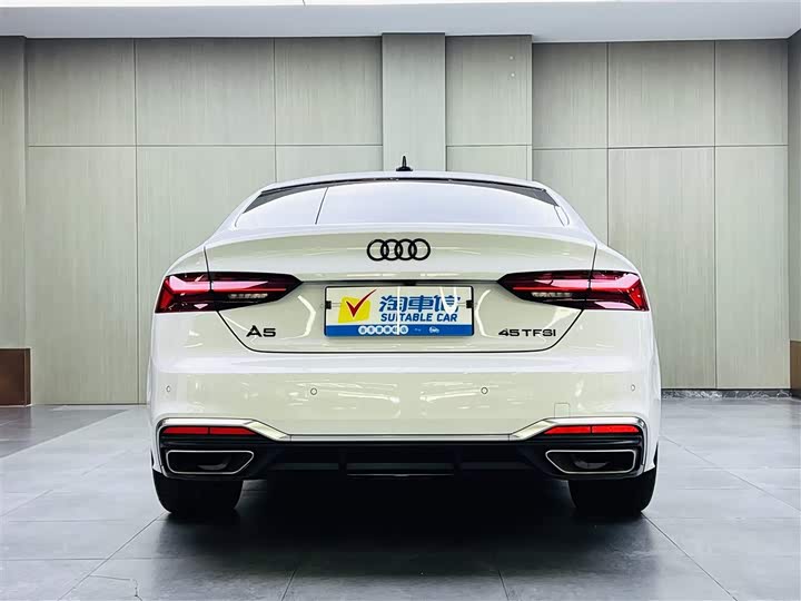 Фото 5 - Audi A5