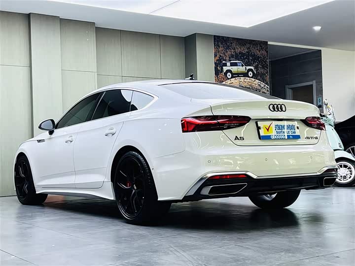 Фото 6 - Audi A5