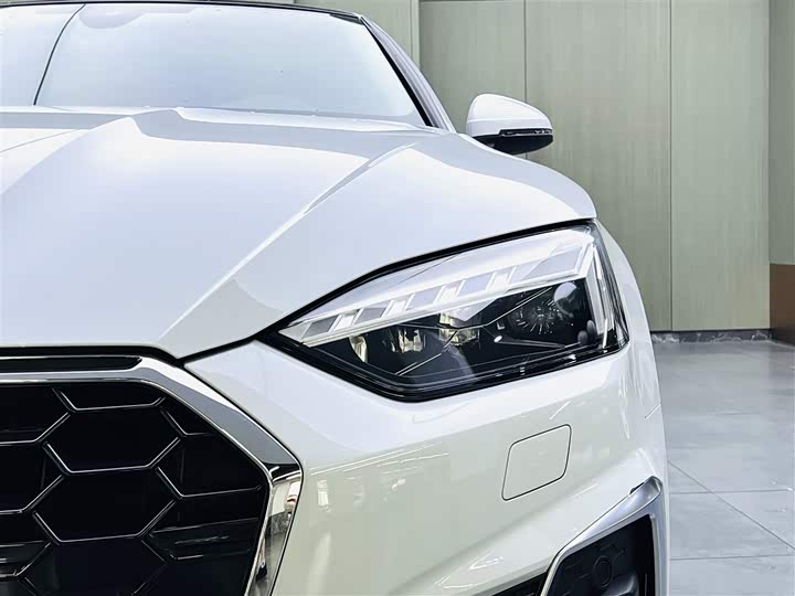 Фото 7 - Audi A5