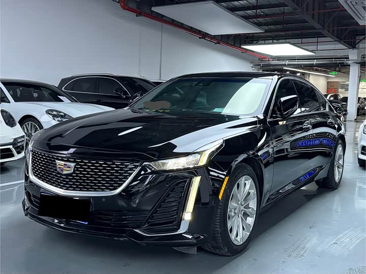 Фото 1 - Cadillac CT5