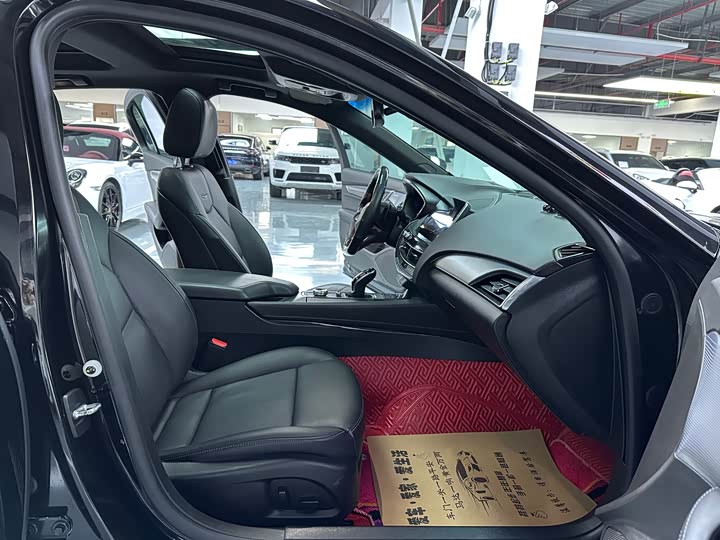 Фото 4 - Cadillac CT5