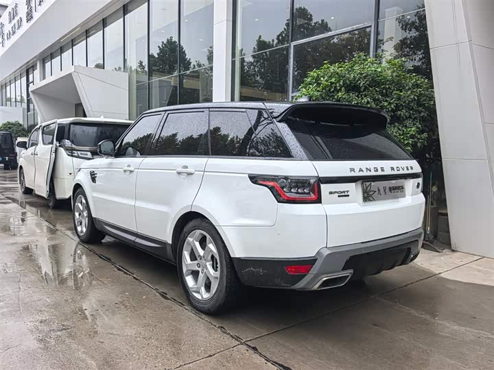 Фото 3 - Land Rover Range Rover Sport Hybrid
