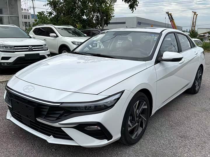 Фото 1 - Hyundai Elantra N line