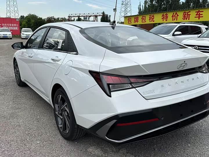 Фото 3 - Hyundai Elantra N line