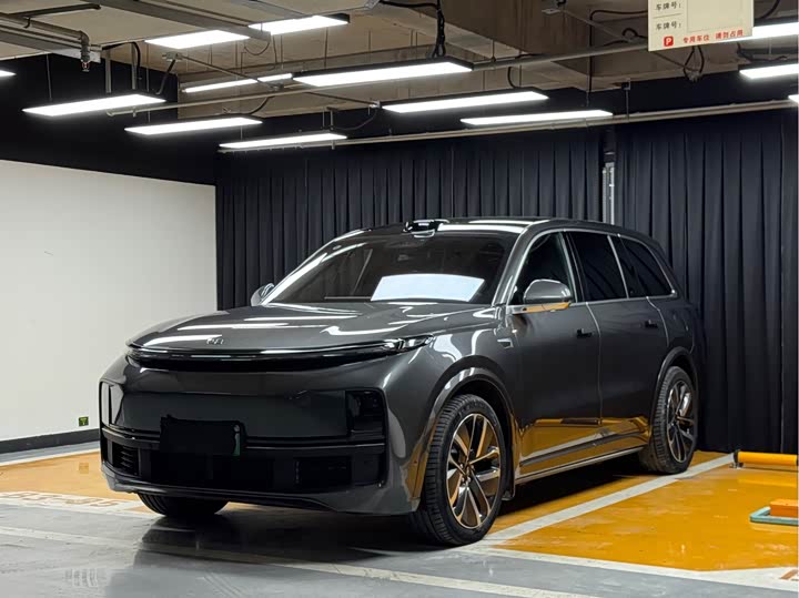 Фото 1 - LiXiang L9