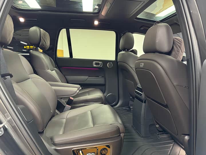 Фото 11 - LiXiang L9