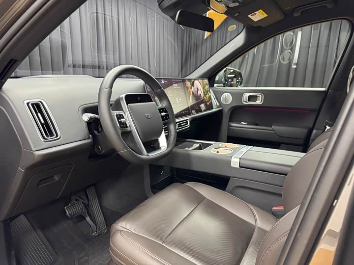 Фото 4 - LiXiang L9