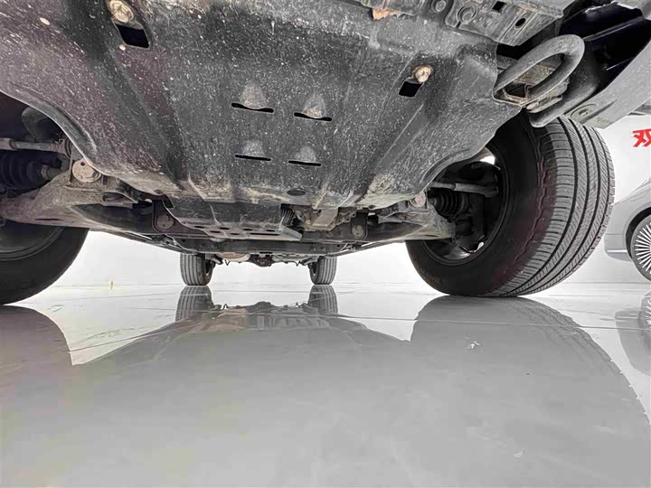 Фото 11 - Tank 300