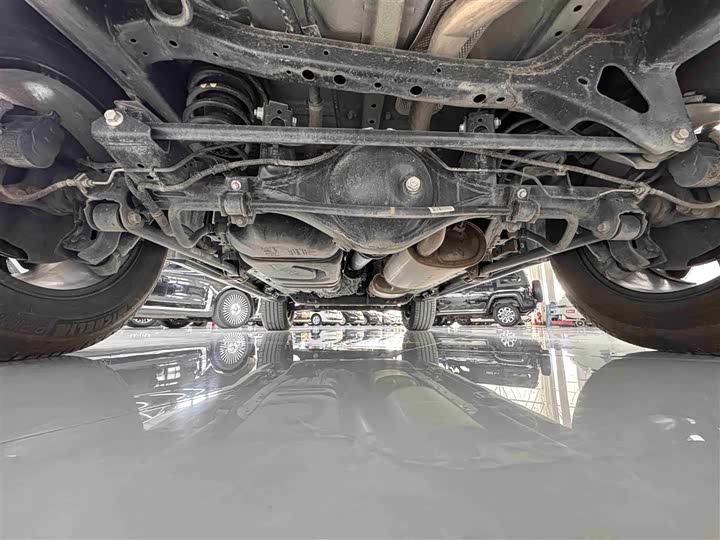 Фото 13 - Tank 300