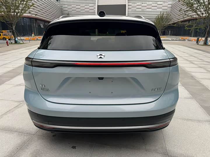 Фото 4 - Nio ES6