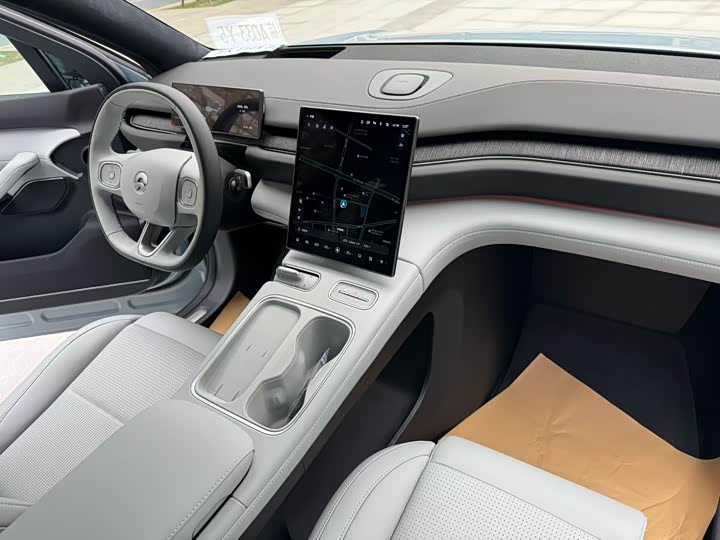 Фото 6 - Nio ES6