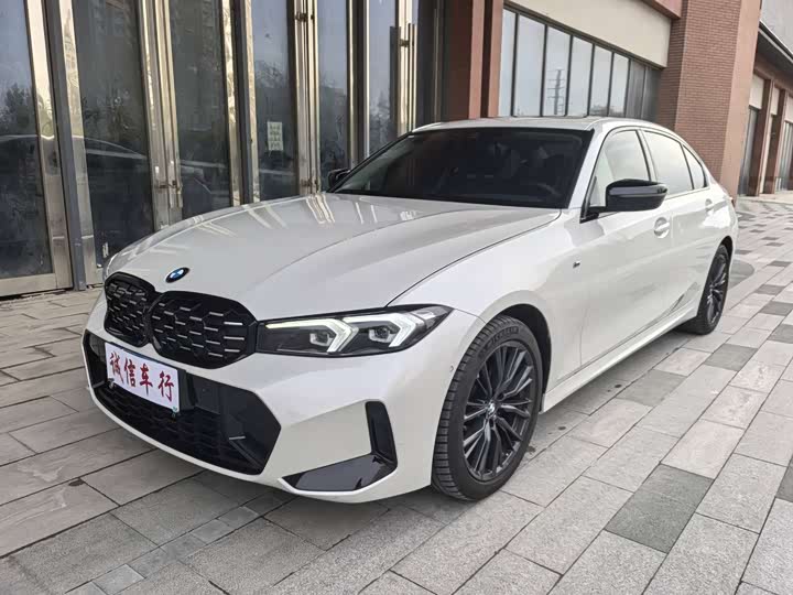 Фото 1 - BMW 3 Series