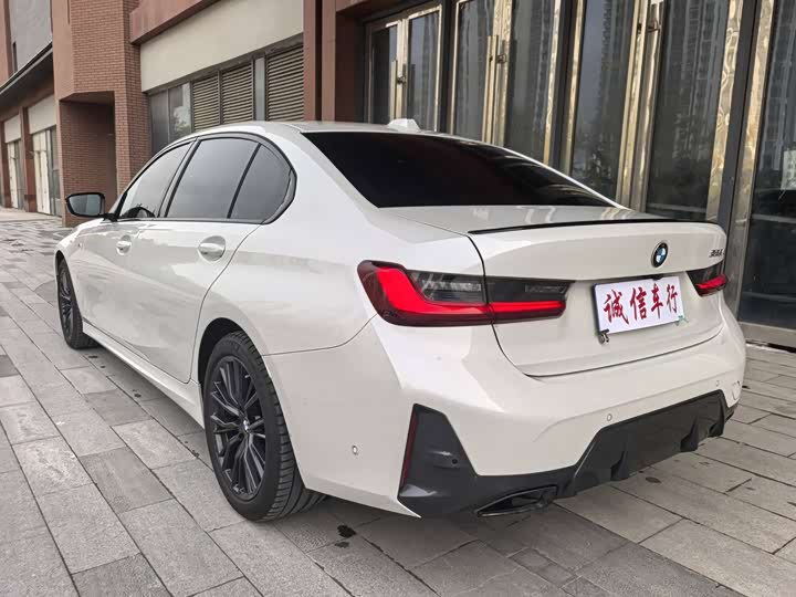 Фото 14 - BMW 3 Series