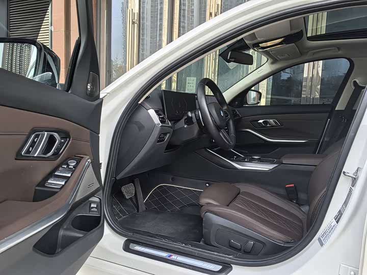 Фото 5 - BMW 3 Series