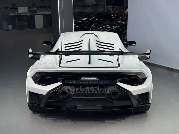 Фото 5 - Lamborghini Huracán