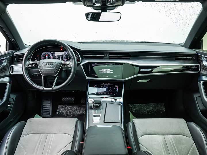 Фото 7 - Audi A6L