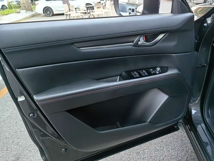 Фото 18 - Mazda CX-5