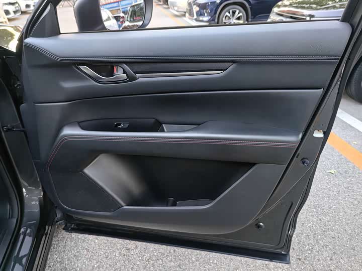 Фото 9 - Mazda CX-5