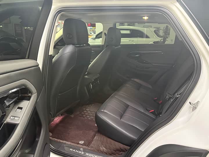 Фото 10 - Land Rover Range Rover Evoque L